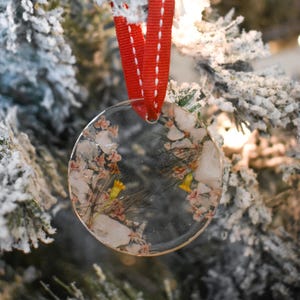 Custom Flower Ornament Resin, Handmade with High Quality, Made to Order, Wedding Memories, Resin Flower Gift, Flower Gift, Ornament Gift